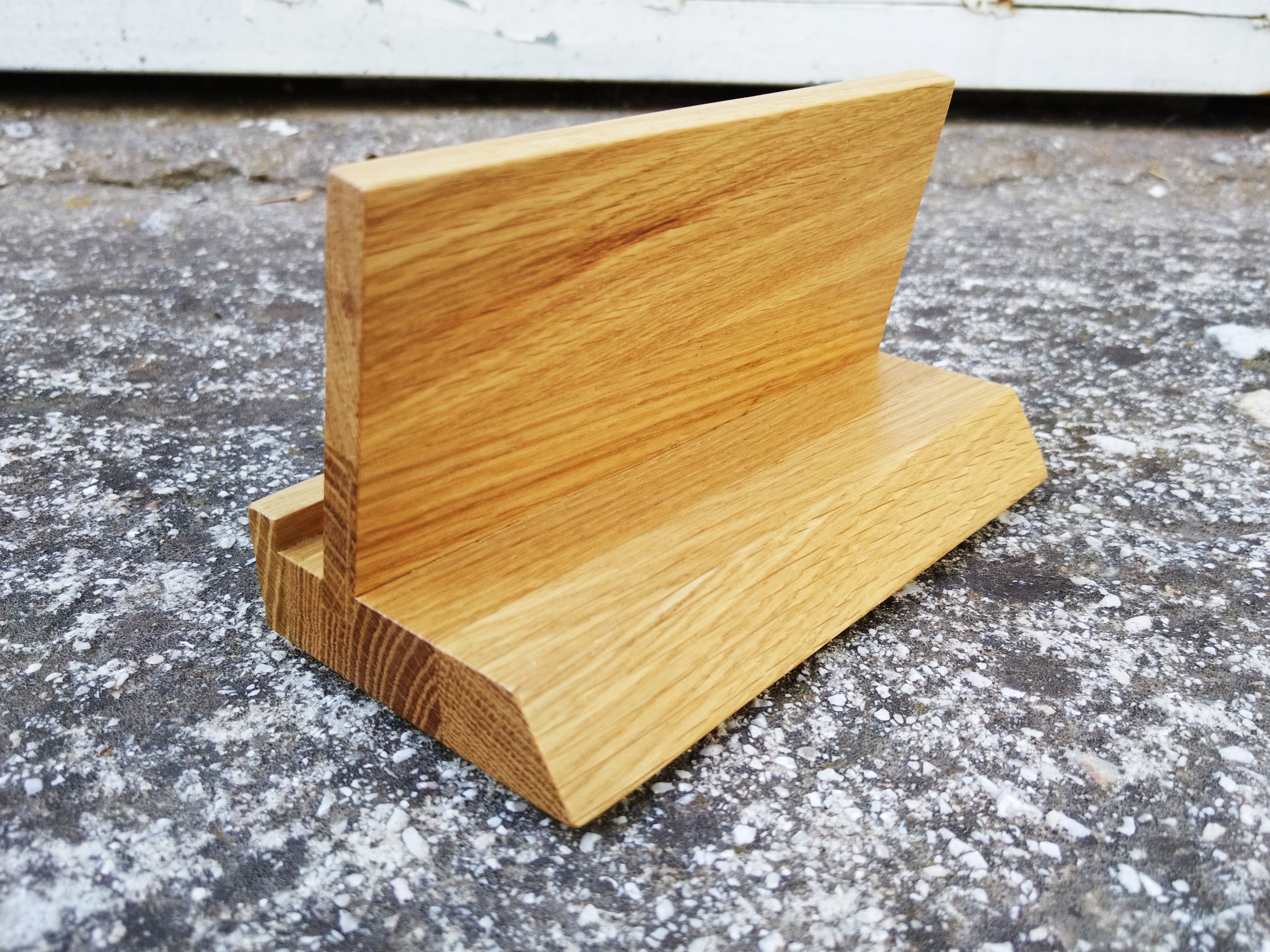 Now Playing Vinyl Record stand - Oak & black