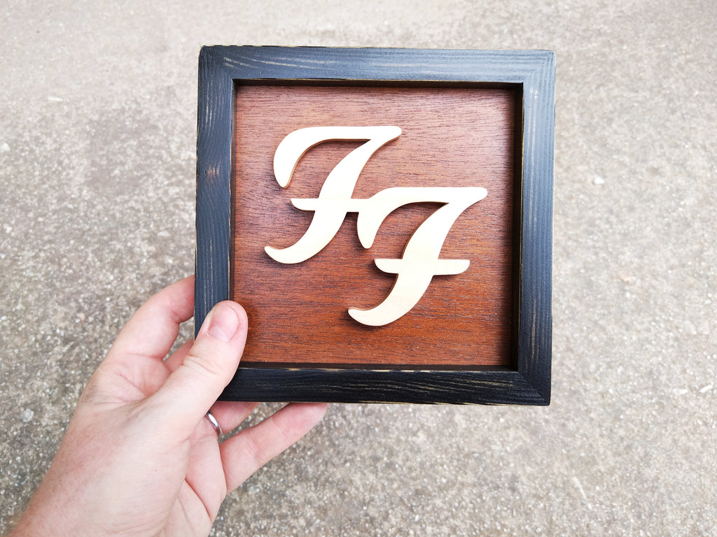 Foo Fighters mini (Available now)